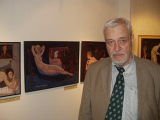 Ромадин Михаил Николаевич на фоне своих картин